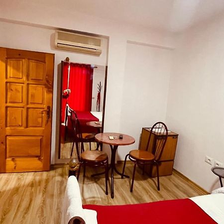 Hotel Drinos Tirana Esterno foto