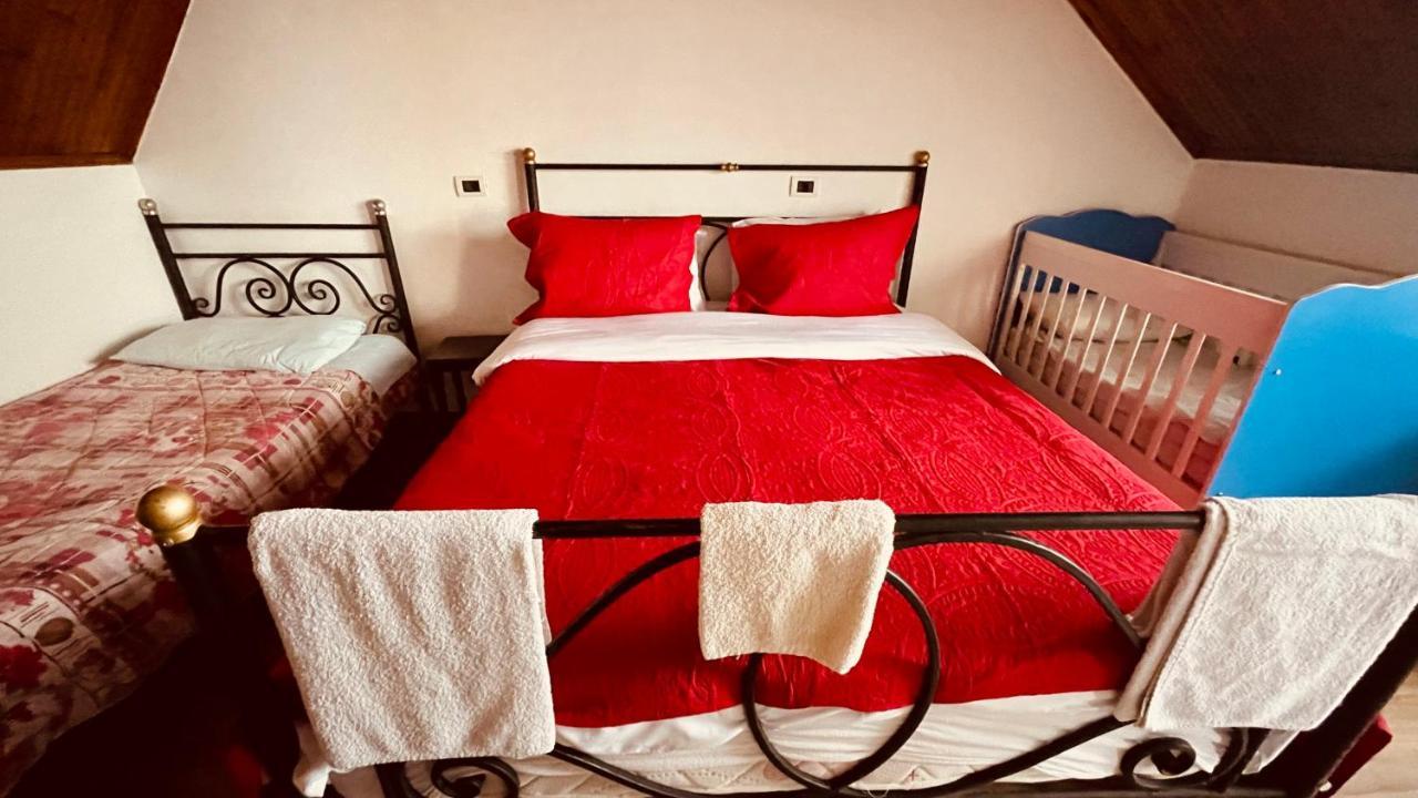 Hotel Drinos Tirana Esterno foto