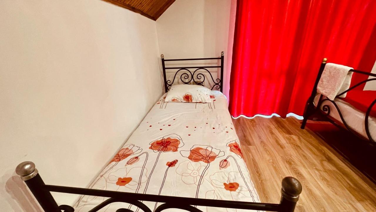 Hotel Drinos Tirana Esterno foto
